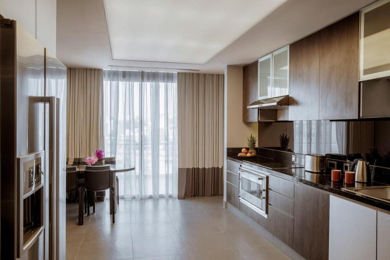 The Abdali Boulevard Hotel Amman Bagian luar foto Kitchen