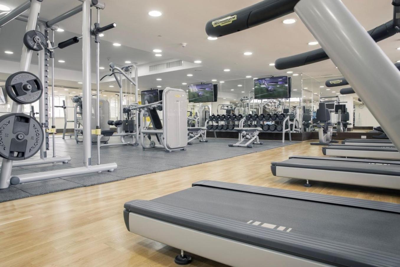 The Abdali Boulevard Hotel Amman Bagian luar foto A gym in a hotel